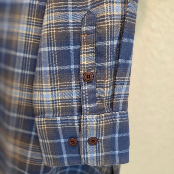 Ariat NWT Women's 2X Rebar Work Wear Flannel Long Sleeved Button Up - Picture 7 of 9